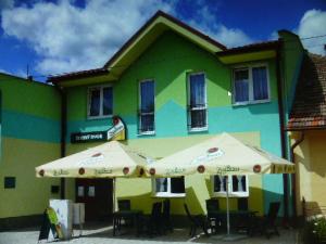 2 star pension Penzion Zelený Dvor Veľká Lomnica Slovakia