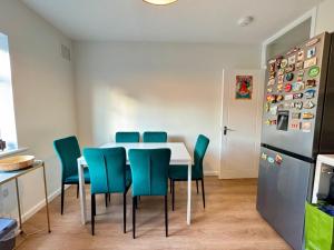 Spacious and Modern 1Bed Flat near Ealing