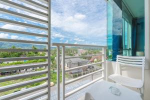 A Nice Condo in Local Livelyhood of Kathu