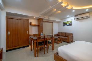 Hotel Staymax Trend kannur