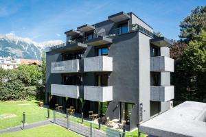 Blackhome Innsbruck Tivoli