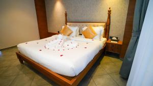 Manjoora Saddles Resorts & Spa