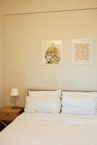 CAvenue Uptown Parksuites BGC