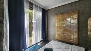 Pura Vida - General Luna