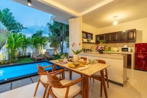 Arts Heliconia Villa Two-Bedroom Private Pool Kuta
