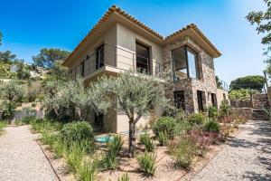 Vue mer, plage à pieds, golfe de St Tropez