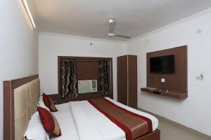 Vishal Hotel Near New Delhi Railway Station