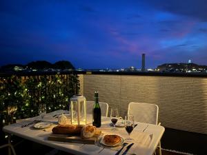 鎌倉 江ノ島 新築貸切一戸建て全館浄水システム完備 海近く 江ノ島が見える 露天テラス 無料駐車2台付