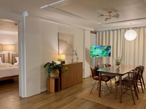 Hongdae Sinchon Aestetic House, STAY NUA