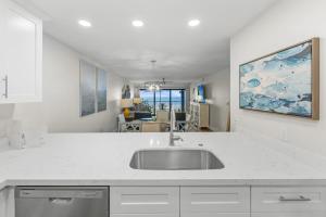 Pelicans Roost 302 condo