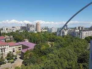 Apartments on 6th station Fontana