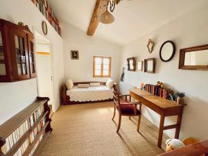 La maison près de la fontaine