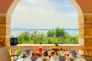 NISSAKI SUNLIGHT by Sealand Villas