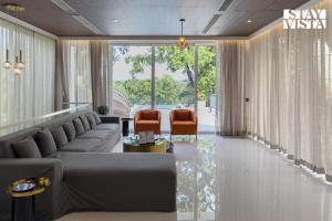 StayVista at Casa Canto with Infinity Pool