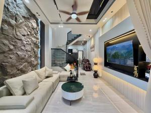 Oner Luxury Home