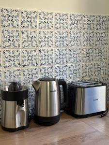 V&V La Vie Est Belle