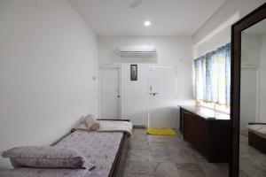 Toit -AC room Himayathnagar