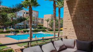 Boho Mood - 2 Bedrooms with Terrace & Pool