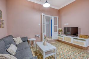 Charming traditional 2 bedroom near Valletta GBAL1-1