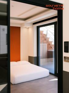 Terrace Rooftop Luggage Storage Spacious Two Rooms Beam Projector 4 Beds Jeonpo Seomyeon Busan Station