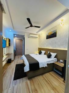 The LiteLiving Studios