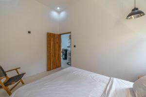 Casa Lumina - Serene Escape 2 Bedrooms Villa in Babakan