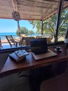 Acqua Blue Mola Kaliva resort