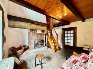 La Ferme du Pré Toussaint - Spacieux gîte au calme