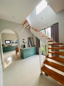 Sunshine Home - Nhà của Nắng