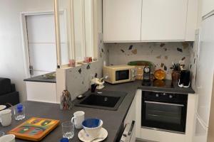 Apartment for 2 with balcony near beach