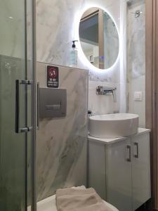 Myrto by halu! - Cozy apt close to Ippokrateio hospital