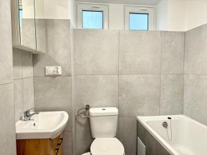 Przestronne mieszkanie przy plaży - Kordeckiego 8