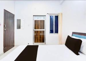 Hotel Khatushyam Residency