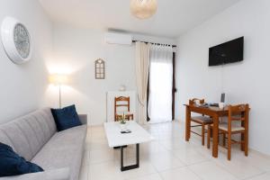 Heraklion Philoxenia City Apt with Balcony
