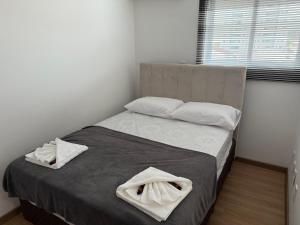 Apartamento maravilhoso a 8 min da Villa Germânica - Até 6 Pessoas