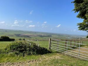 Log Cabin with Hot Tub Large Patio Near Cork city