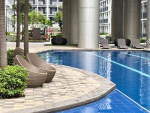 Room 1469 Shore 2 Residences Near Airport, MOA by Prime Stay MOA