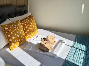 Room 1469 Shore 2 Residences Near Airport, MOA by Prime Stay MOA