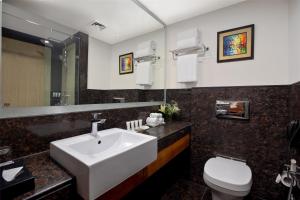Country Inn & Suites by Radisson, Gurugram Sector 12
