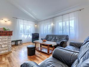 Holiday Home VIlla Eldina by Interhome