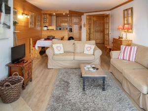 Apartment Résidence Le Bristol 14 by Interhome