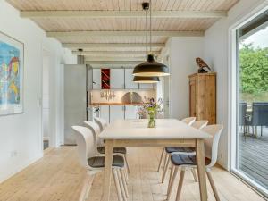 Holiday Home Sverkel - 700m from the sea by Interhome