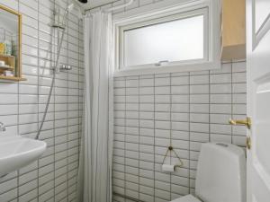 Holiday Home Sarah - 500m from the sea by Interhome