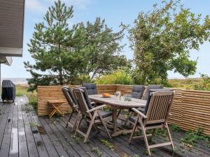 Holiday Home Pascal - 25m from the sea by Interhome