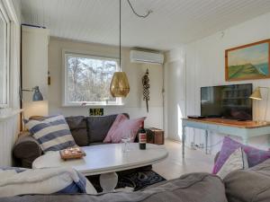 Holiday Home Eragon - 1-2km from the sea by Interhome