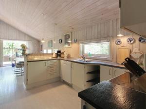 Holiday Home Almira - 1-2km from the sea by Interhome