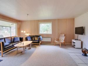 Holiday Home Øthger - 300m from the sea by Interhome