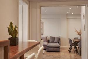 Marousi Fashion n bright 2bd Apt