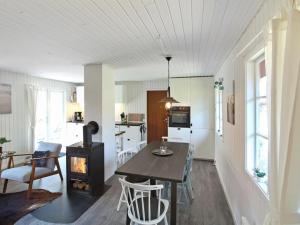 Holiday Home Ronja - 300m from the sea by Interhome