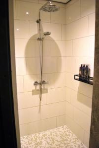 "The Church Fields Studio - Dream Stay" Peaceful with Free Parking & Workspace!